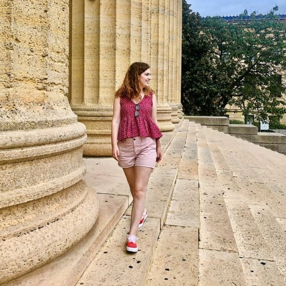 Aesthetic, friends, fashion. - Picture 1 of 4